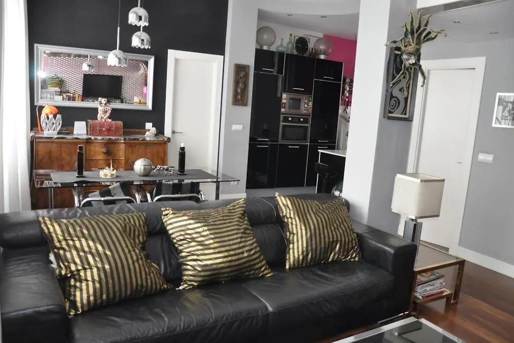 Loft En Begona Junto Al Casco Viejo By Urban Hosts Daire Bilbao 0*,  İspanya
